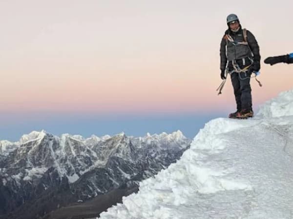 Island Peak Climbing 1733038208 1